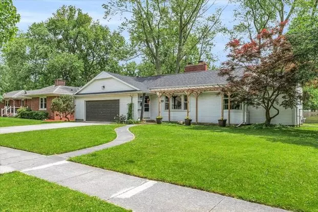 Renovated Ranch Home In Champaign - Available August Apartment for rent in Champaign, IL