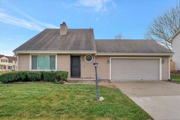 4 Bedroom, 2 Bath Home - Available August Apartment for rent in Champaign, IL
