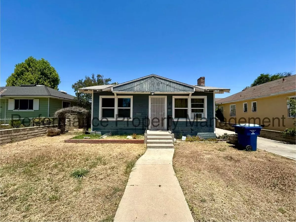Charming 2 Bed/1 Bath N Bakersfield Home W/ Pest Control, Rbp & Security Deposit Alternative Option House for rent in Bakersfield, CA