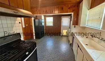 5 of 16 Charming 2 Bed/1 Bath N Bakersfield Home W/ Pest Control, Rbp & Security Deposit Alternative Option House for rent in Bakersfield, CA