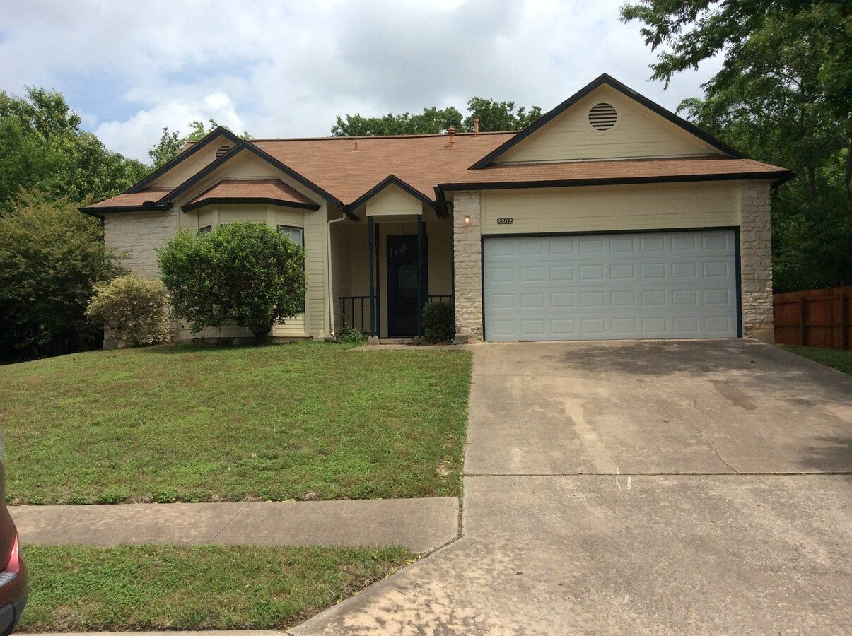 Picture of Captivating 3 BR-Open Floor Plan & Fully Equipped Kitchen - apts ...