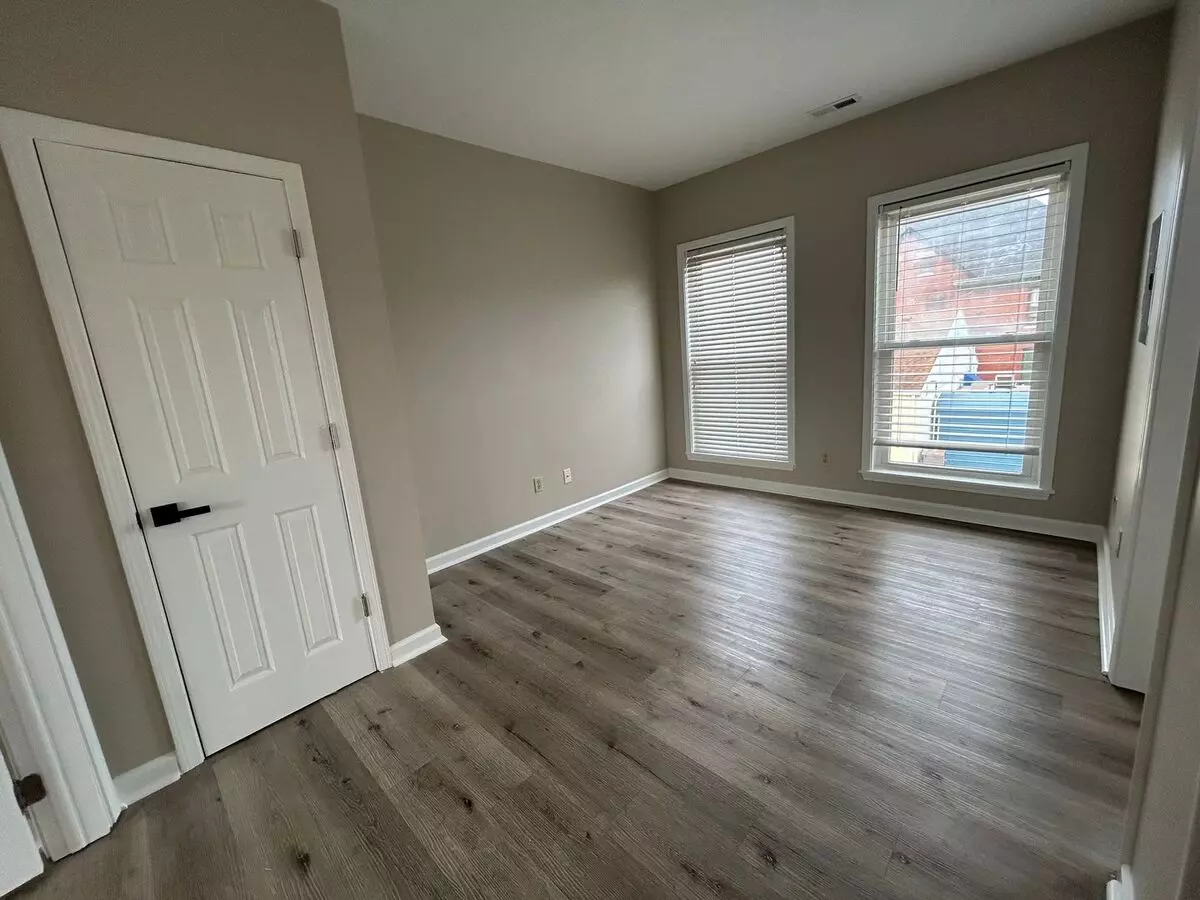 Sanders Flats Apartment for rent in Muncie, IN
