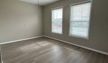 3 of 10 Sanders Flats Apartment for rent in Muncie, IN