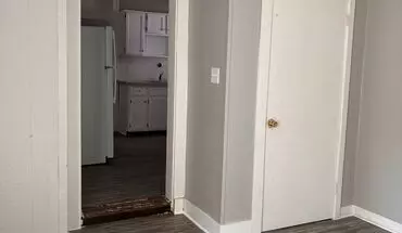 3 of 11 708 W. Jackson Apartment for rent in Muncie, IN