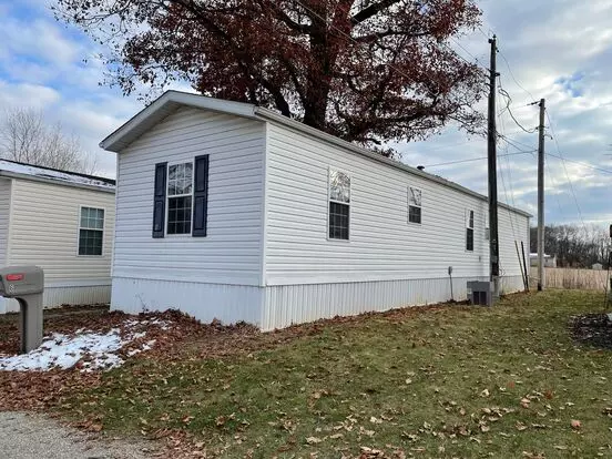 Hummel Park Apartment for rent in Muncie, IN