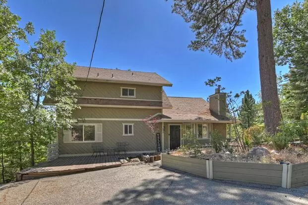 Stylish Chalet With Lake Rights Apartment for rent in Lake Arrowhead, CA