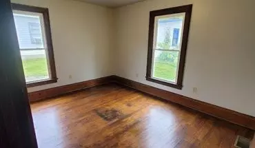 4 of 9 437 437 1/2 Arch St Apartment for rent in Meadville, PA