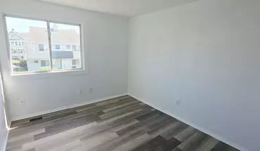 3 of 13 Updated & Move-in Ready Townhouse In Prime Location! House for rent in Bridgeport, CT