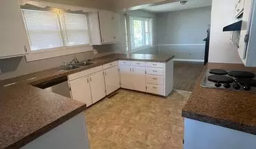 5 of 26 2616 S WALLIS SMITH House for rent in Springfield, MO