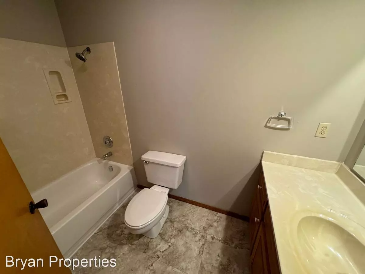 4120-4122 S Weller Apartment for rent in Springfield, MO