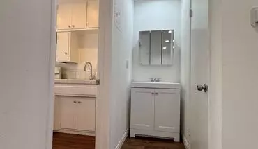 3 of 24 235 & 237 W. Tujunga Ave. Apartment for rent in Burbank, CA