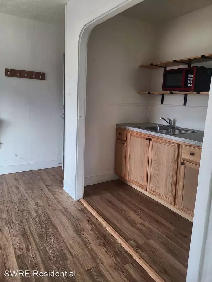814 7th St Apartment for rent in Rock Springs, WY
