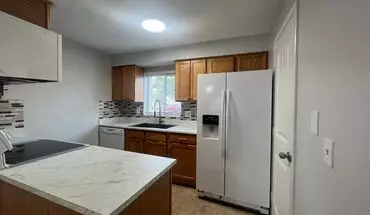4 of 17 Rent Special For August 1 - Close To Downtown Sarasota - 2/1 Condo - Includes Water Apartment for rent in Sarasota, FL