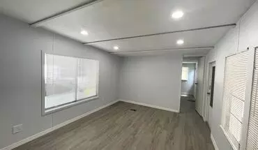 3 of 10 Updated 2-bed/2-bath Mobile Home In The Beautiful Westwinds Village! 55+ Community House for rent in Bradenton, FL