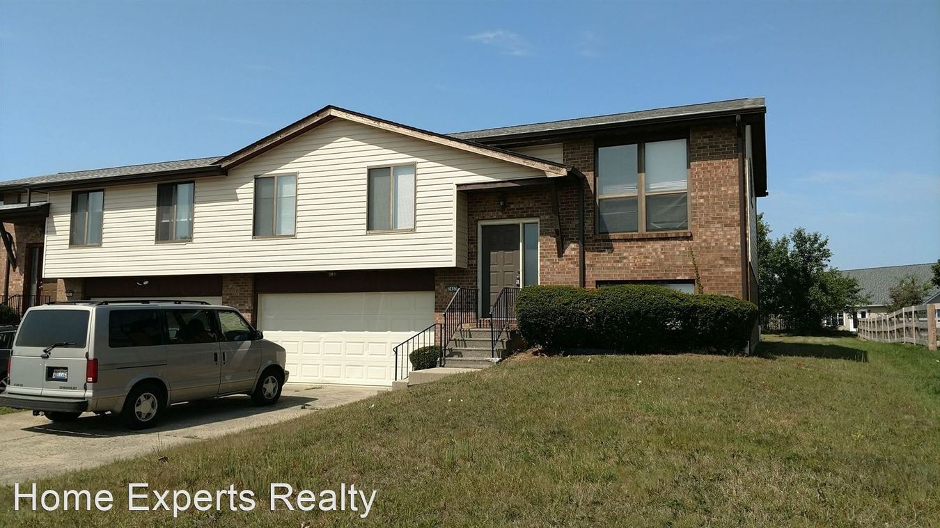 Knoll Dr House for rent in Beavercreek, OH