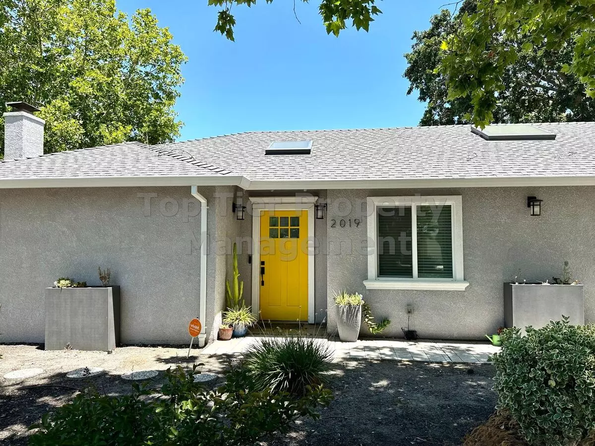Beautifully Updated 3 Bed / 2 Bath / 1,584 Sqft Single-family House With Detached Backyard Office In Pleasant Hill Available August 1st For Lease! House for rent in Pleasant Hill, CA