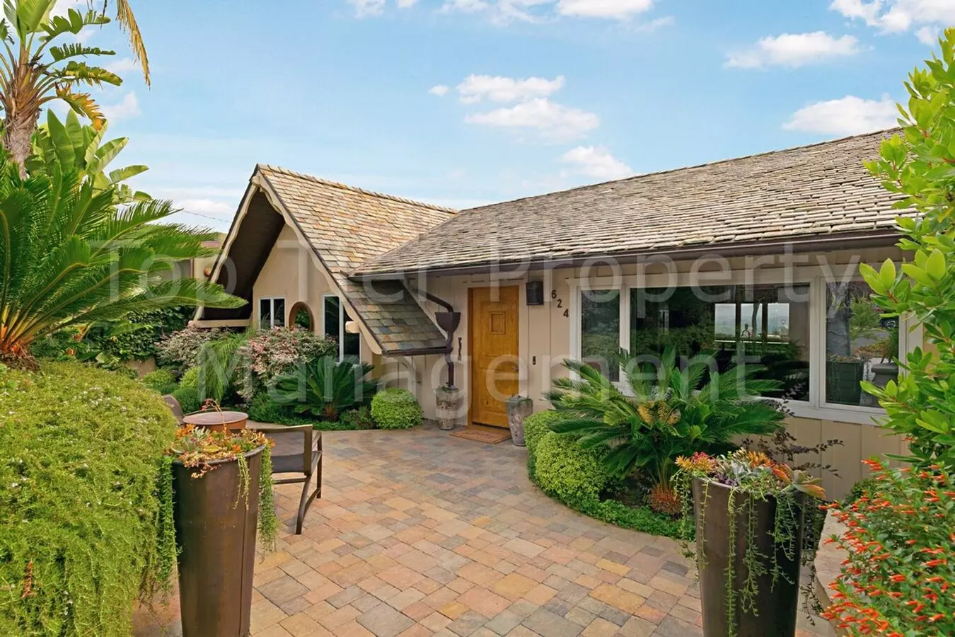 Spectacular, Fully Furnished 3 Bd/2 Ba, 1380 Sf Ba Single-family House In Solana Beach At End Of A Cul-de-sac Available Now For Lease! House for rent in Solana Beach, CA