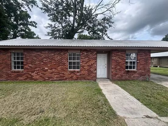 2 Bedroom, 1 Bathroom Apartment Is Now Available! Apartment for rent in Lafayette, LA
