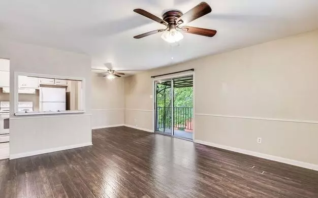 Charming 2 Bed 1 Bath Condo In Lafayette! Apartment for rent in Lafayette, LA