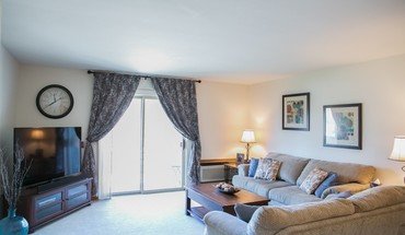 Appleton Place Apartments Apartment for rent in Menomonee Falls, WI