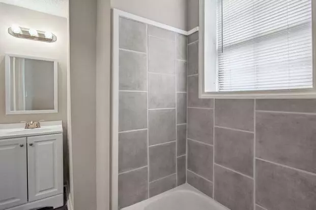 Large Near Downtown 3br/1ba House For Rent Apartment for rent in Savannah, GA Large Near Downtown 3br/1ba House For Rent Apartment for rent in Savannah, GA