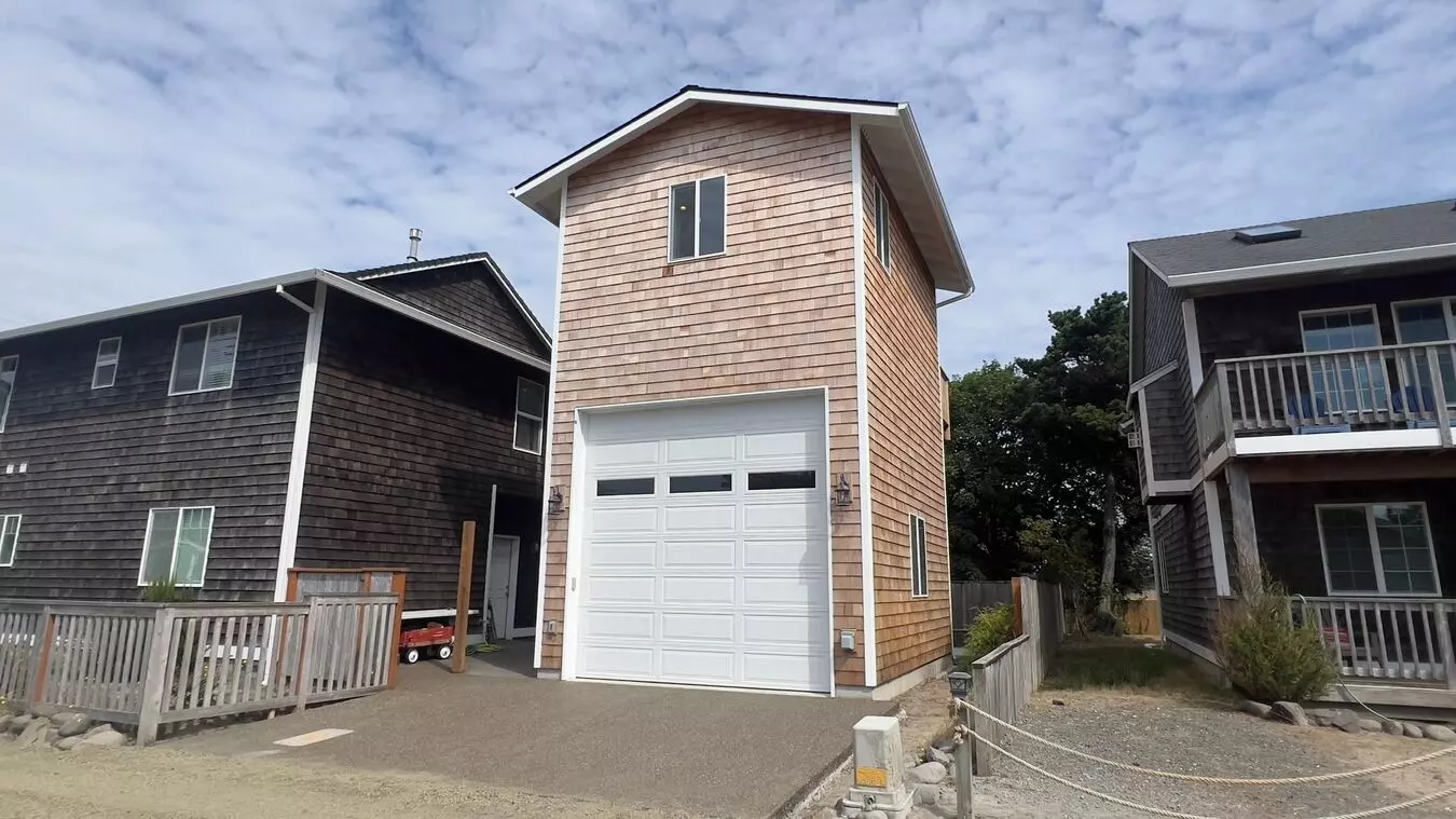 1707 N Franklin St Adu, Seaside, Or 97138 House for rent in Seaside, OR