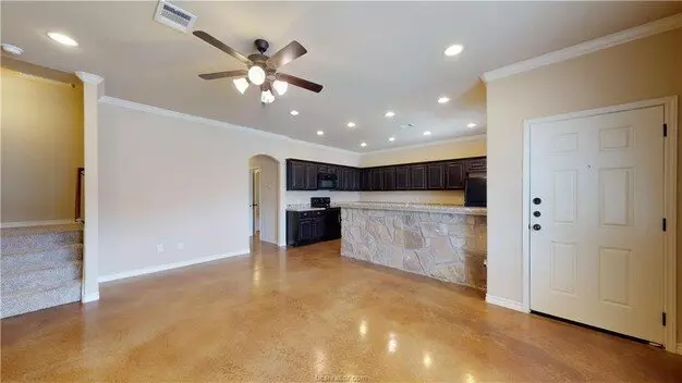136 Knox Apartment for rent in College Station, TX
