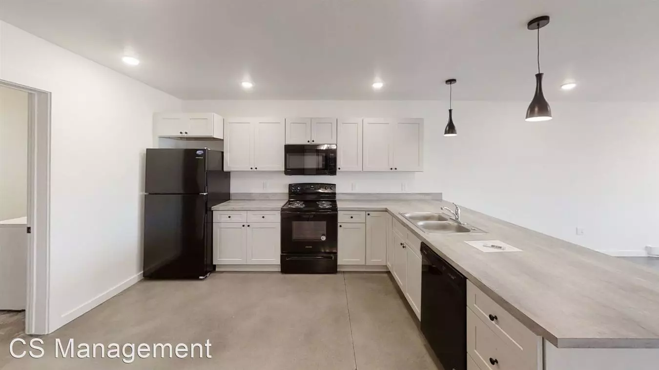 1625 Windrow Dr- Flanders Mill Apartment for rent in Bozeman, MT