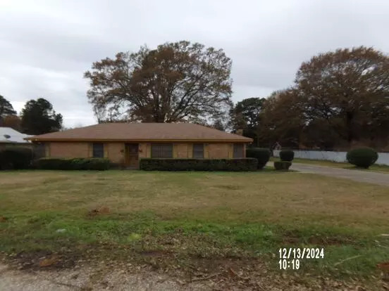 Brick Home On Carver St. Apartment for rent in Grambling, LA