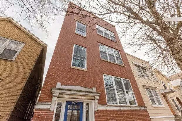 915 Aberdeen Apartment for rent in Chicago, IL 915 Aberdeen Apartment for rent in Chicago, IL