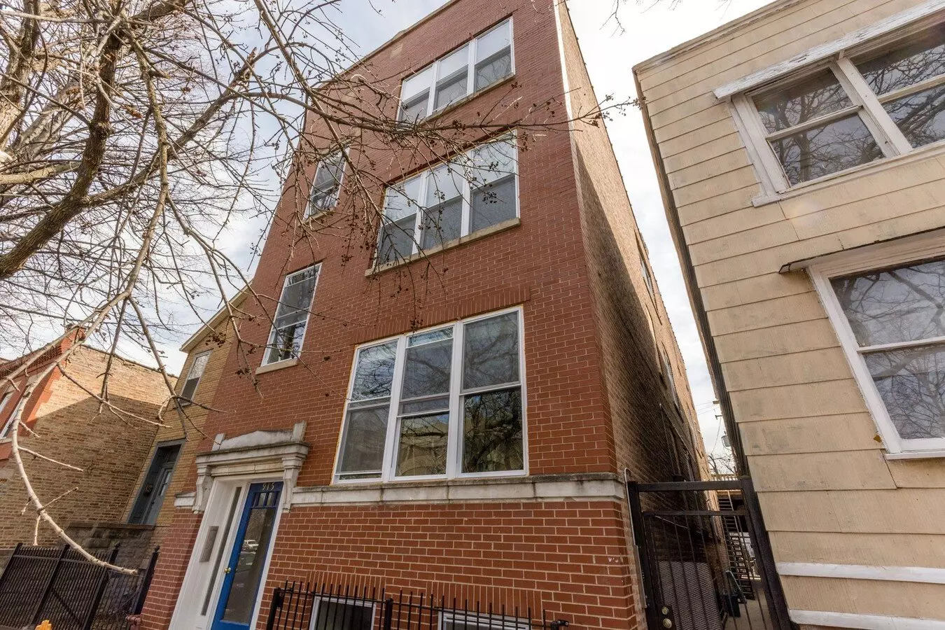 915 Aberdeen Apartment for rent in Chicago, IL