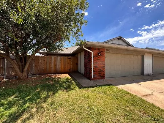 3 Bedroom 2 Bath 2 Car Garage - Near Northwest Expressway Apartment for rent in Oklahoma City, OK 3 Bedroom 2 Bath 2 Car Garage - Near Northwest Expressway Apartment for rent in Oklahoma City, OK