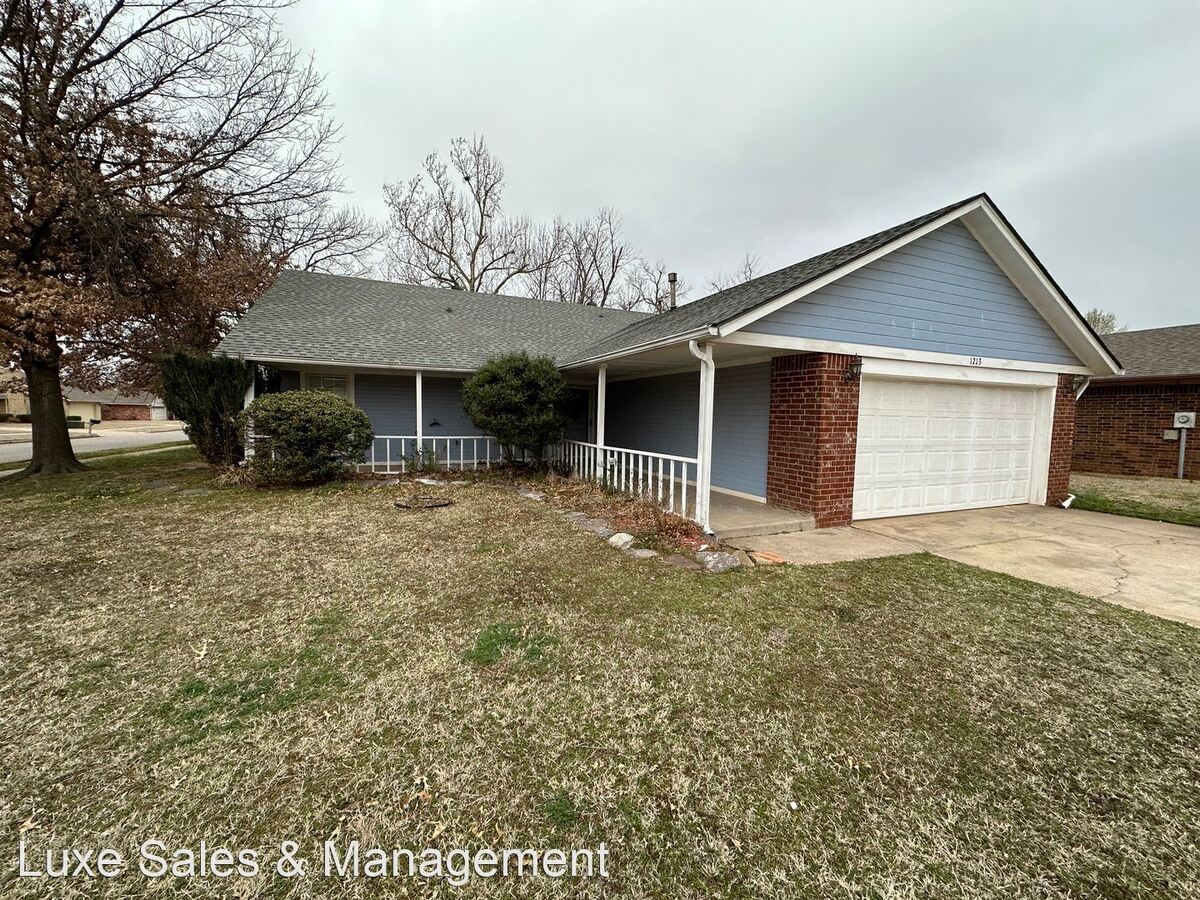 1213 Allens Trl Edmond, OK House for Rent Rentable