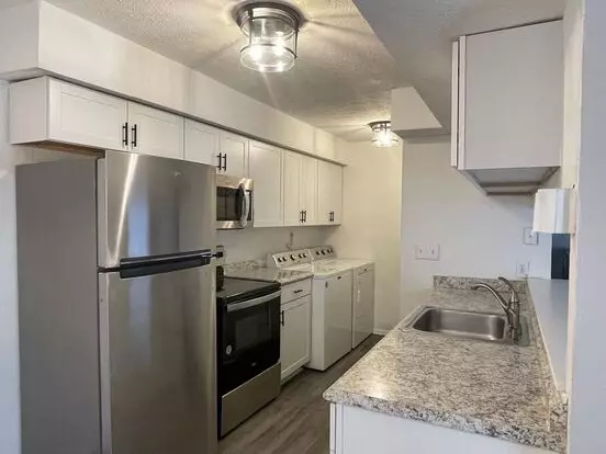 Renovated Charming 2 Bedroom Bloom At Bellemeade! Apartment for rent in Marietta, GA