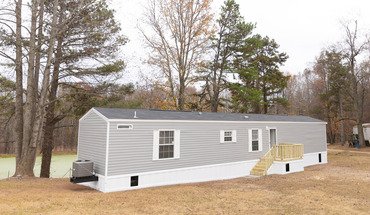 2 of 7 Highland Mobile Home Park Apartment for rent in Gainesville, GA