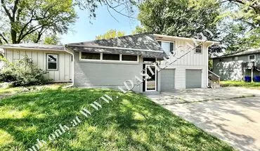 3 of 26 Spacious Shawnee Duplex-available Now!! House for rent in Shawnee, KS