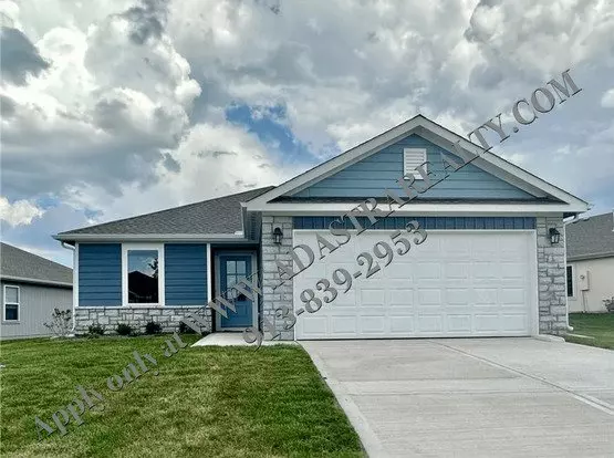 610 W Colleen Ct Apartment for rent in Gardner, KS