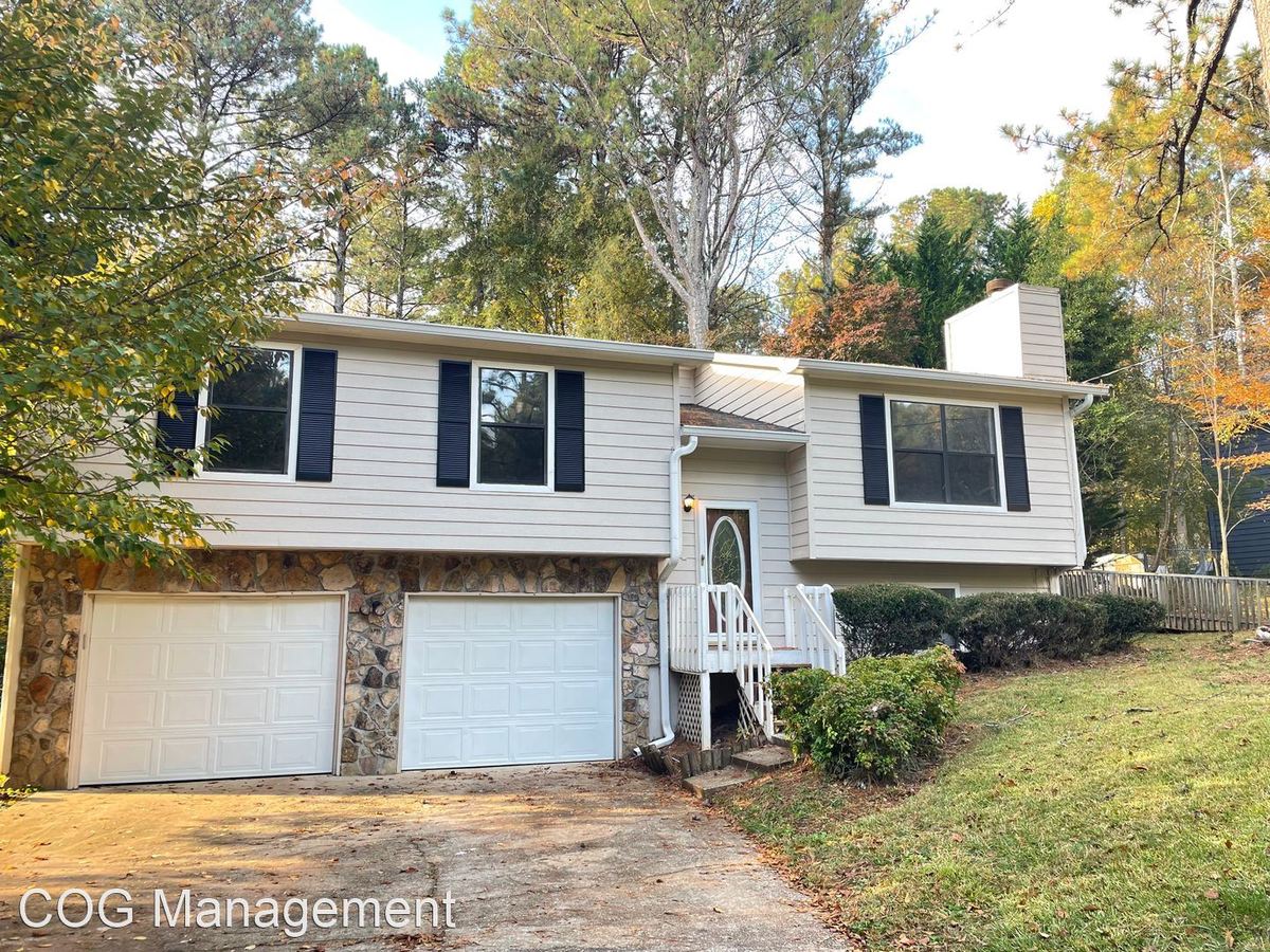 120 Paces Meadows Ln Dallas, GA House for Rent