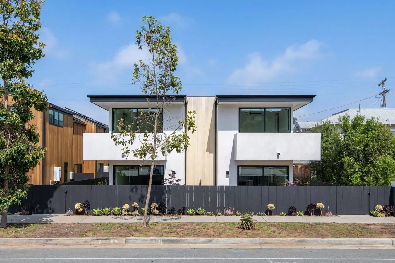 2 of 3 3rd Street Residences Apartment for rent in Encinitas, CA