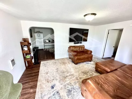 Bay Park Lane Duplex Apartment for rent in Coos Bay, OR