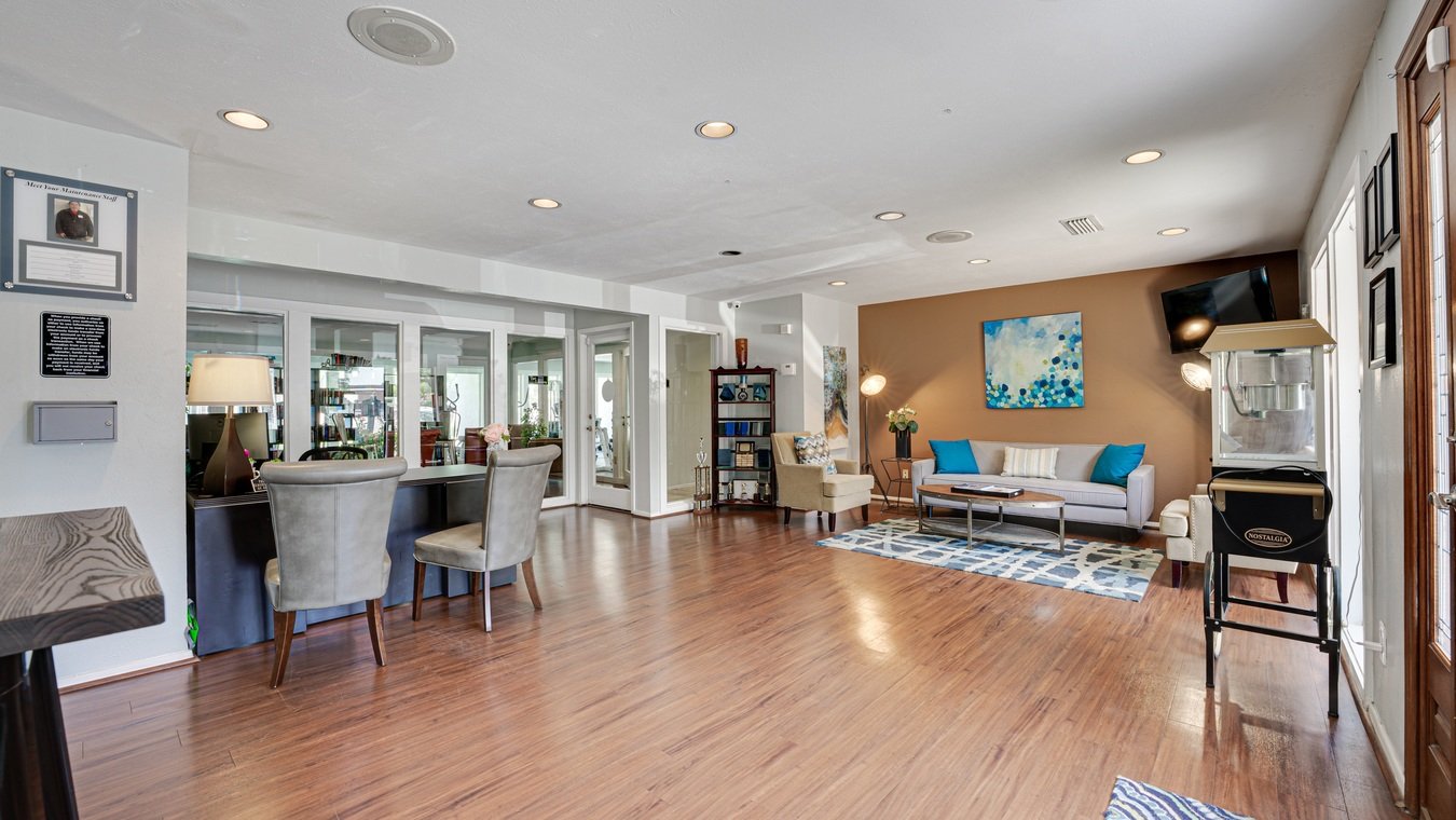 Southern Oaks Apartments 5500 S Hulen St Fort Worth, TX