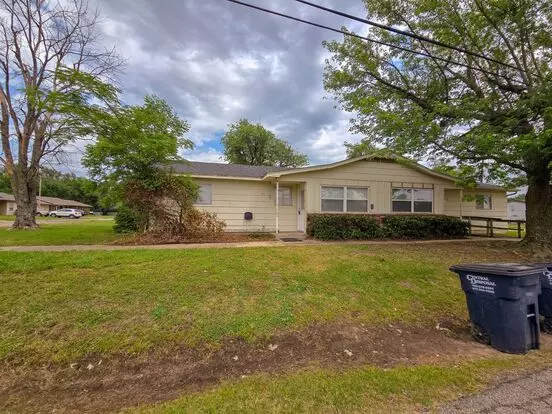 1101 E Parker Apartment for rent in Shawnee, OK