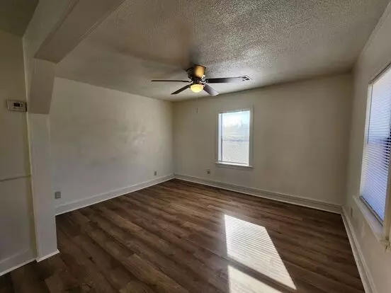 Cute 2 Bed 1 Bath House In Shawnee Apartment for rent in Shawnee, OK