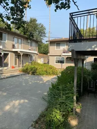 1905 East St Apartment for rent in Redding, CA