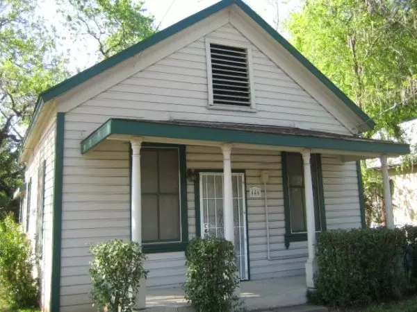 Reserve Now For Fall 2025 / 446 W 8th St. House for rent in Chico, CA