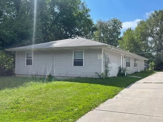 W. &quot;d&quot; Street Apartment for rent in Lincoln, NE