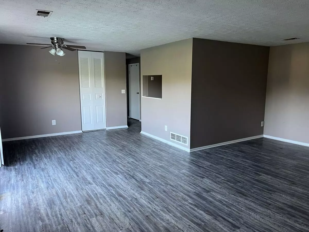 Willowbrook Estates Apartment for rent in Batavia, OH