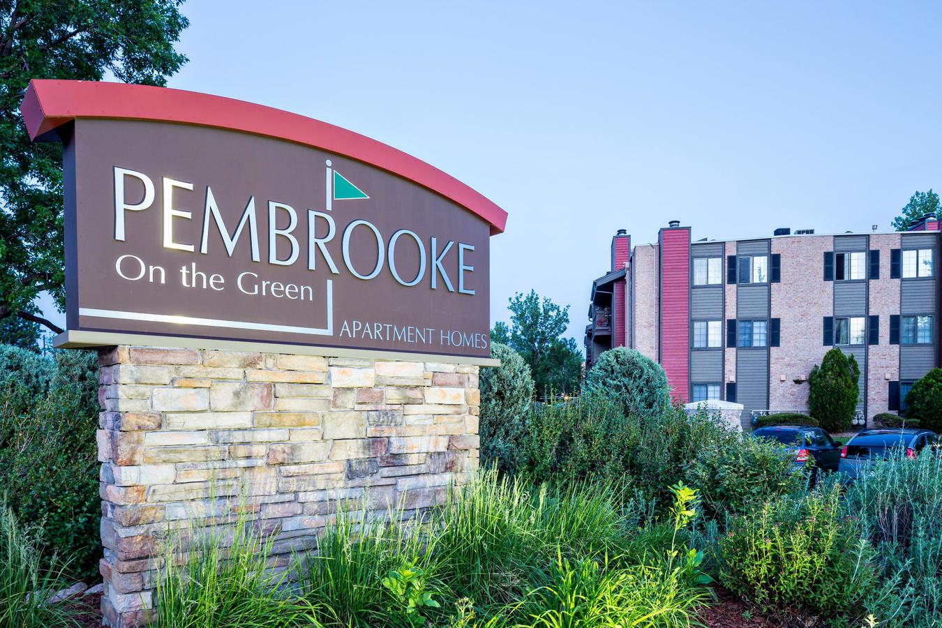 Pembrooke On The Green Apartments Denver, CO
