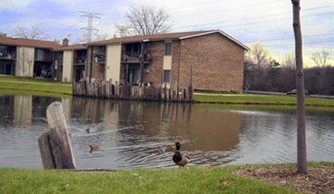 2 of 7 Dupage Covered Bridges Apartments Apartment for rent in Carol Stream, IL