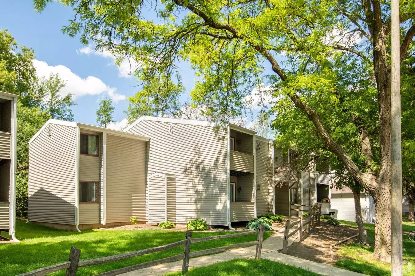 Mac Arthur Apartment for rent in Madison, WI